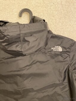 Predám THE NORTH FACE Windbreaker bundu - 5