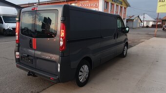 Opel Vivaro L2H1 3 miestna Long - 5