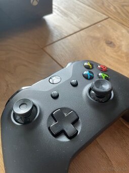 Predám Xbox One 500GB + Controller - 5