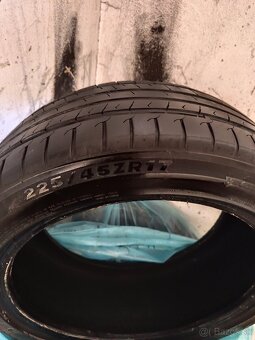 225/45 R17 letné - 5