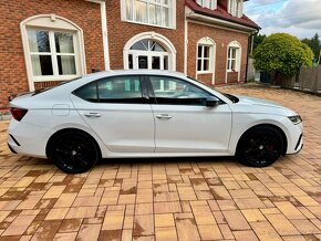 ŠKODA OCTAVIA RS 2.0TSI - 5