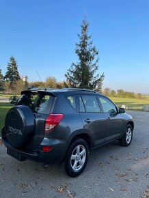 Toyota Rav 4 2.2 D-4D 4x4 -// 100kW, Bez korozie -// - 5