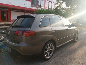 Predám Fiat Croma 2,4jtd facelift - 5