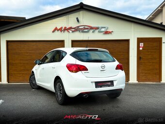 Opel Astra 1.4 Turbo 88kW 2011 - 5