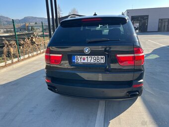 BMW X5 4.8i e70 - 5