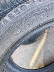 235/40r18 - 5