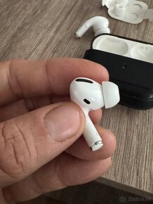 Apple AirPods Pro - 5