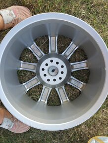 5x112 R18 a 5x100 R18 VW - 5