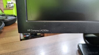 monitor HP Compaq LA2306x - 5