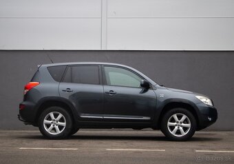 Toyota RAV4 2.2 D-4D 135 08 Edition - 5