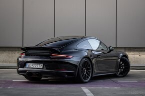 Porsche 911 Carrera GTS Coupé - 5