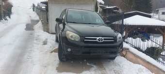 Toyota RAV4 - 5