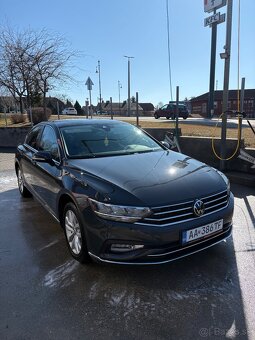 Volkswagen Passat 2litre, 140kw. - 5