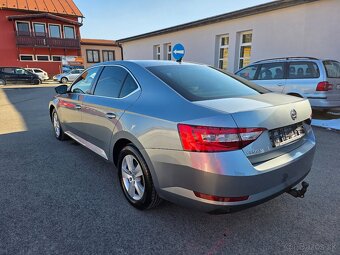 ŠKODA SUPERB 1.6 CRTDI 88KW MT6 ELEGANCE - 5