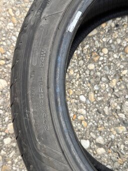 235/45R18 - 5