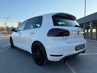 Volkswagen Golf 6 GTI 2.0 TSI DSG - 5