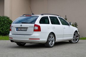 Škoda Octavia Combi 2.0 TDI CR DPF RS DSG - 5