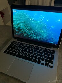 Macbook Pro 2015 13’inch , i5 8gb RAM - 5