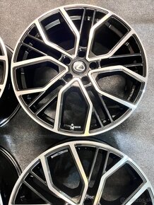 5x114,3 R20 originál alu Lexus RX - model 2023 a senzor - 5