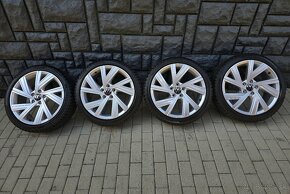 5x112 R18 VW Bergamo 225/40 R18 - 5