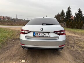 Škoda Superb 2.0 TSI 4x4 - 5