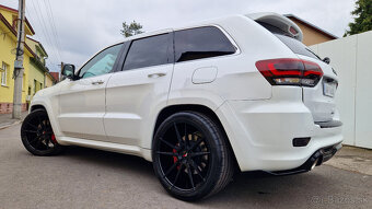 Jeep Grand Cherokee 6.4 SRT - 5