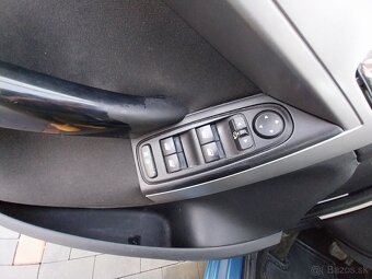 Predam citroen c4 picasso 1.6thp 110kw 6st A/T Rok 2009 - 5