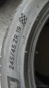 Michelin 245/45r19 letné - 5