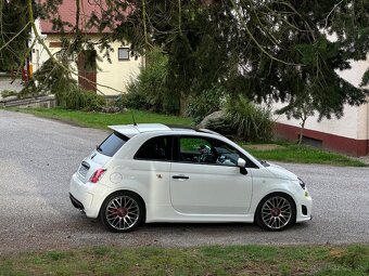 Abarth 500 1,4 TURBO, Xenon, Carplay, PANO, AAC, Perleť - 5