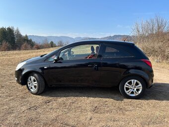 Opel Corsa D 1.4 benzín - 5