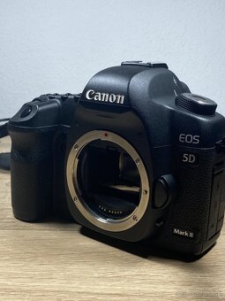 Canon 5D Mark II - 5