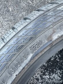 Zimné pneumatiky Nokian 235/40 R18 - 5