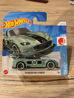 Hot Wheels - 5