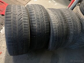 Predám zimné pneu 215/55R17 - 5