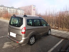 Ford Tourneo Courier - 5