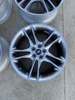 5x108 R19 alu disky Ford - 5