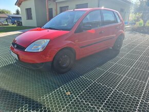 Ford Fiesta 1.3 - 5