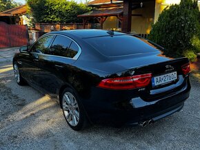 Jaguar XE 2.0d 180k Portfolio - 5