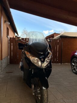 Suzuki  Burgman 400 - 5