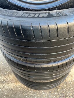 235/45 R18 - MICHELIN PILOT 2021/22 - 5