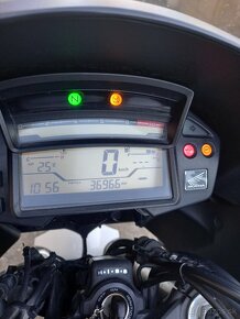 HONDA CROSSTOURE VFR 120XD - 5