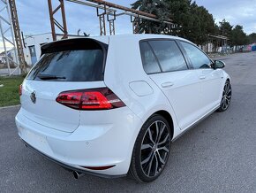 Volkswagen Golf 7 2.0 TSI GTI Performance 169kW Manuál - 5