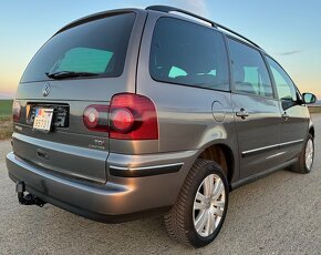 Volkswagen Sharan 1.9 TDI,4x4,85kW,2008,7 miest, z DE - 5