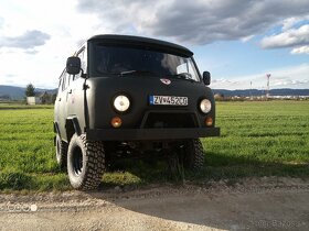 Uaz 452 sanitka 5.2iv8 - 5