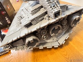 LEGO Imperial Star Destroyer (UCS) (75252) - Poskladané - 5