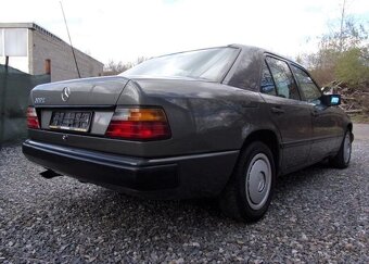 Mercedes-Benz 124 300E 140kWBEZ KOROZEMOTOR 1A benzín - 5