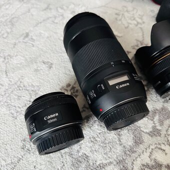 Canon EOS 6D Mark II + EF 28mm, 70-300mm, 50mm + EXTRA - 5