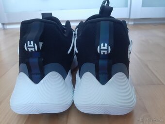 Čierne tenisky Adidas Harden Stepback 3 - veľkosť 44 - 5