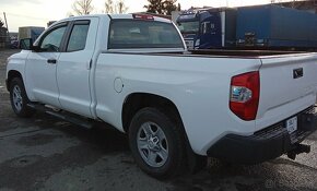 Toyota Tundra 4,6 V8 - 5