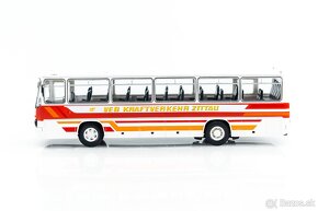 Ikarus 256, bielo/červený, "Kraftverkehr Zittau",mierka 1:43 - 5